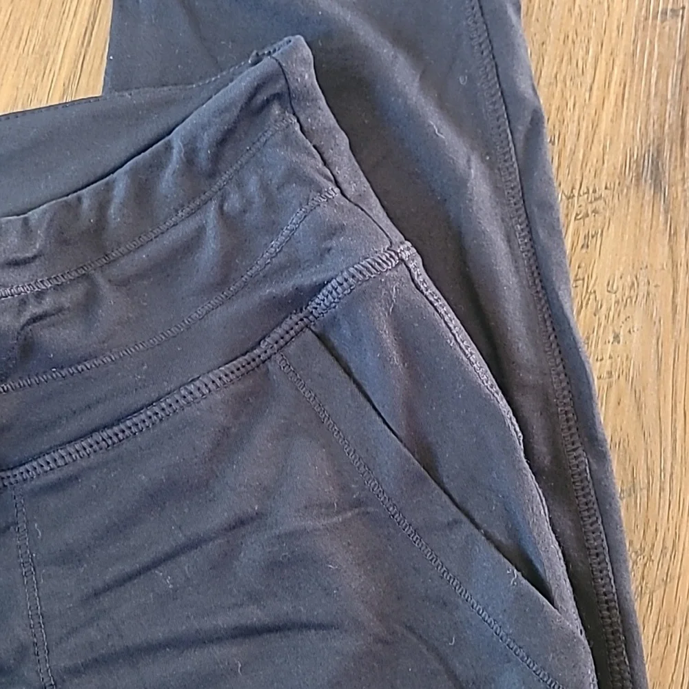Lole Butter Lounge Pants, Size S, Black, Soft, Pockets, Cuffed Ankles - Picture 4 of 8